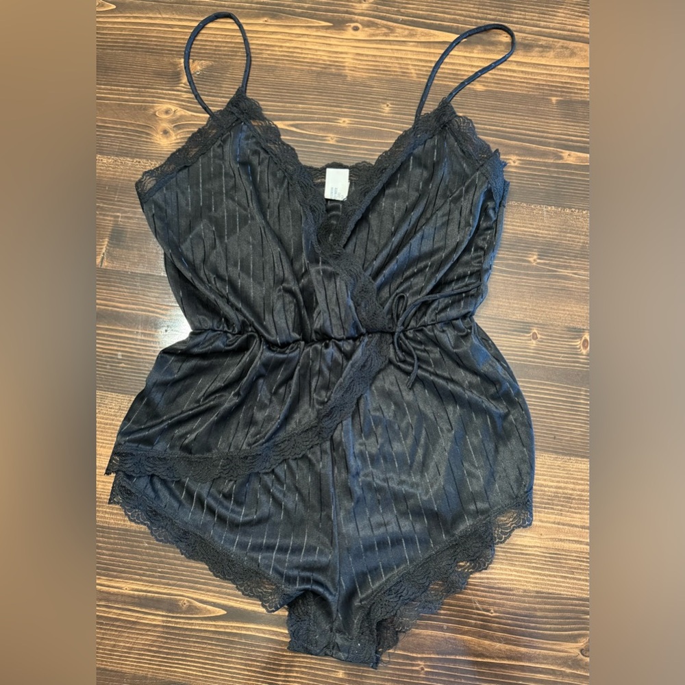 Vintage 80’s Black Striped Satin &‎ Lace Romper Teddy